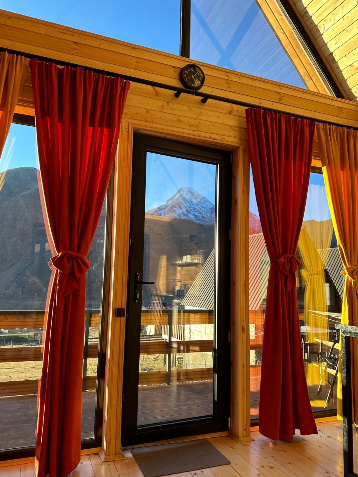 Kazbegi Inn Cottages