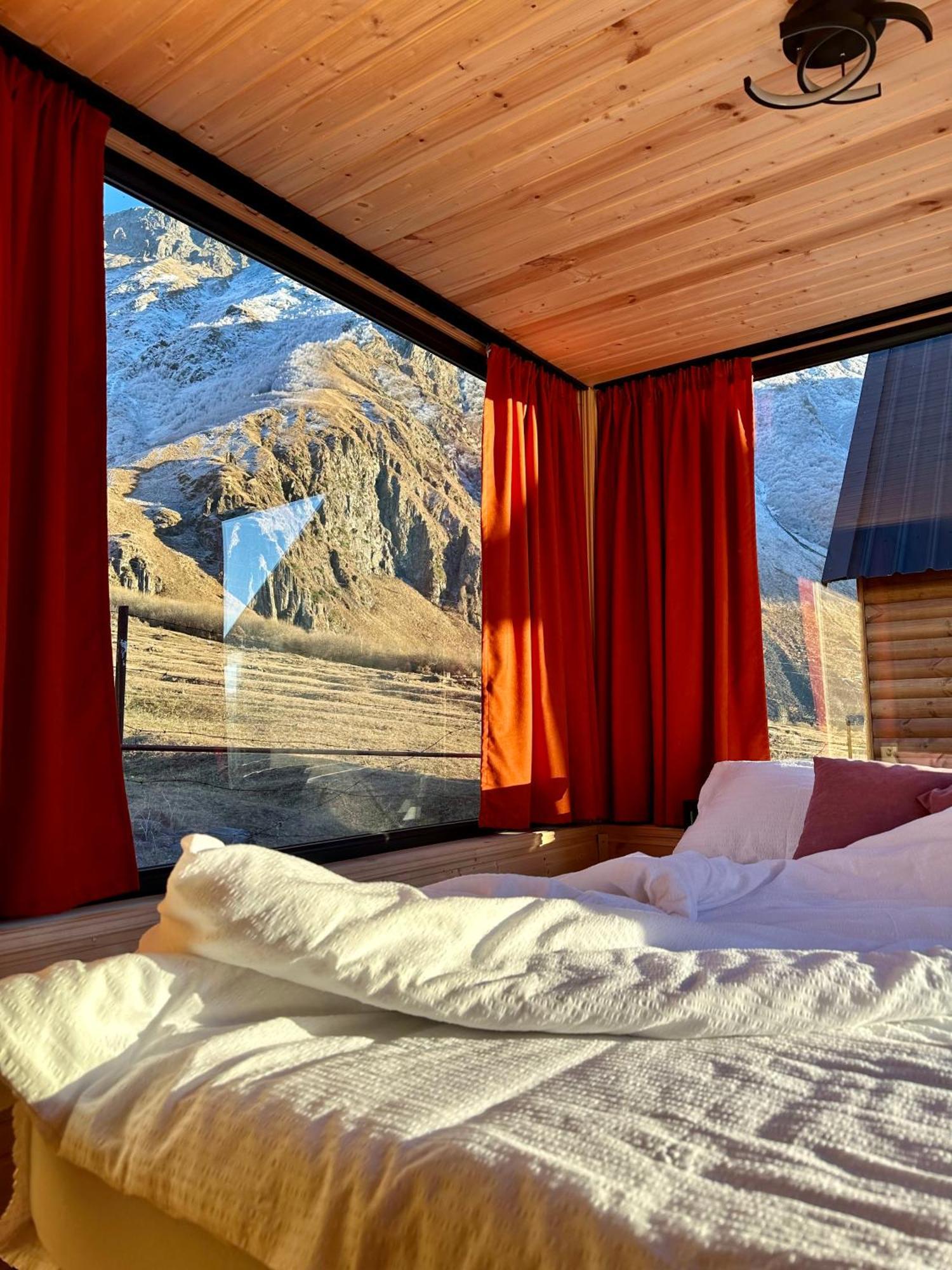 Kazbegi Inn Cottages * Kazbegi