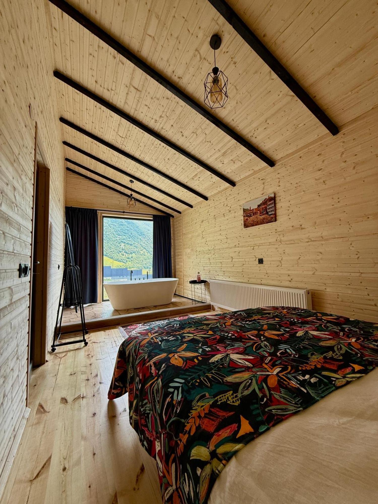 Kazbegi Inn Cottages Шале Казбеги